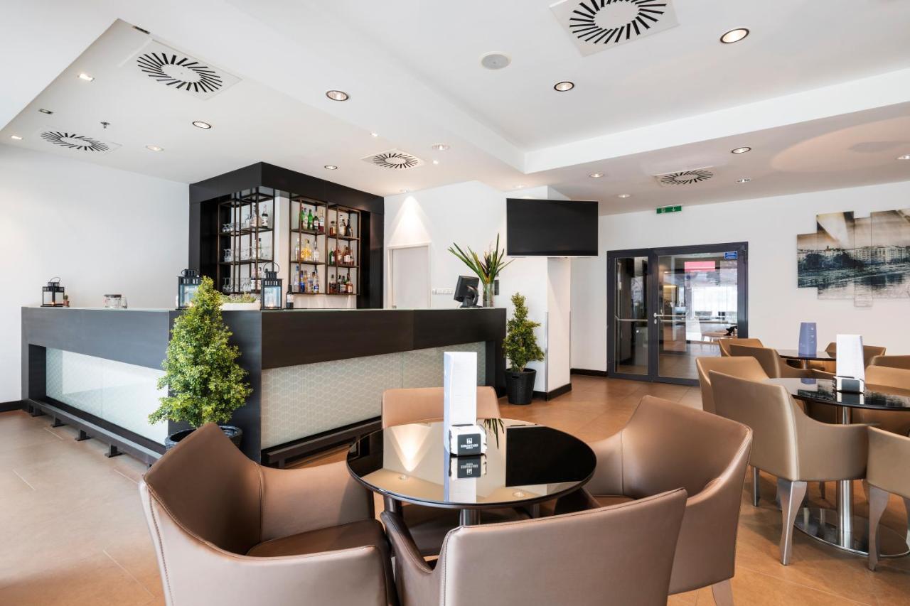 Exe Budapest Center Dış mekan fotoğraf